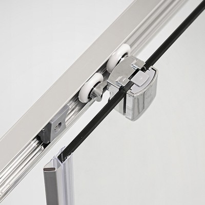 Porta doccia nicchia scorrevole serie Icon 100 cm con profilo in alluminio cromato