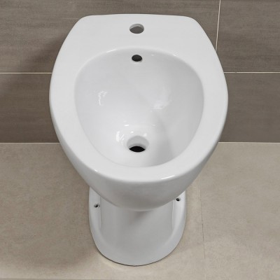 Bidet per disabilità motorie in ceramica bianca lucida