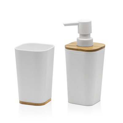 Set bagno dispenser e portaspazzolino bianco opaco con dettagli in bambù