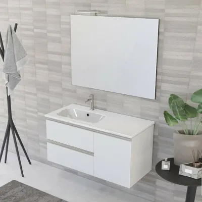 Composizione bagno sospesa...