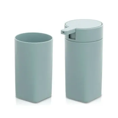 Set accessori bagno...