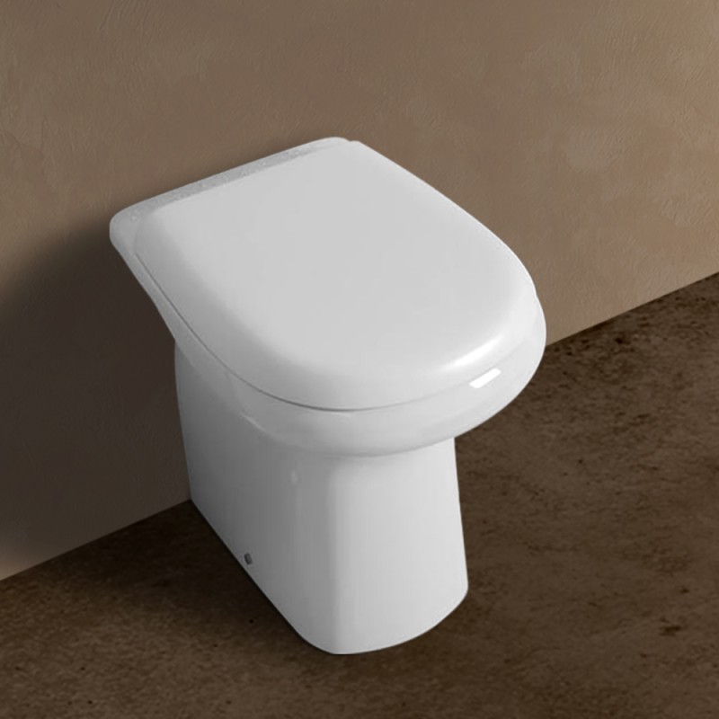 Wc tradizionale con brida serie Orient in ceramica con scarico a parete