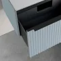 Mobile bagno sospeso 90 cm azzurro polvere cannettato con cassetto, specchio e lavabo Nara
