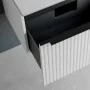 Mobile bagno sospeso 80 cm bianco opaco cannettato con cassetto, specchio e lavabo Nara
