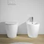 Sanitari Filomuro rimless in ceramica bianca opaca con copriwc Tokyo