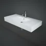 Lavabo sospeso 100cm in ceramica bianca con monoforo per rubinetto Rak Des