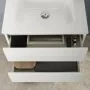 Render Mobile bagno sospeso 60cm in legno bianco lucido 2 cassettoni soft close con lavabo e specchio Leda