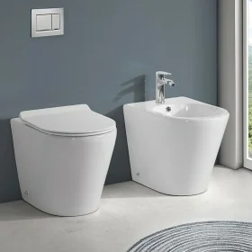 Sanitari Filomuro in ceramica bianco con copriwc e scarico rimless Ukra