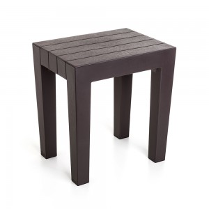 Bagno con sgabello marrone