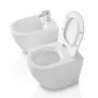 Sanitari filo parete traslati wc con sedile soft-close e bidet in ceramica bianca Osaka